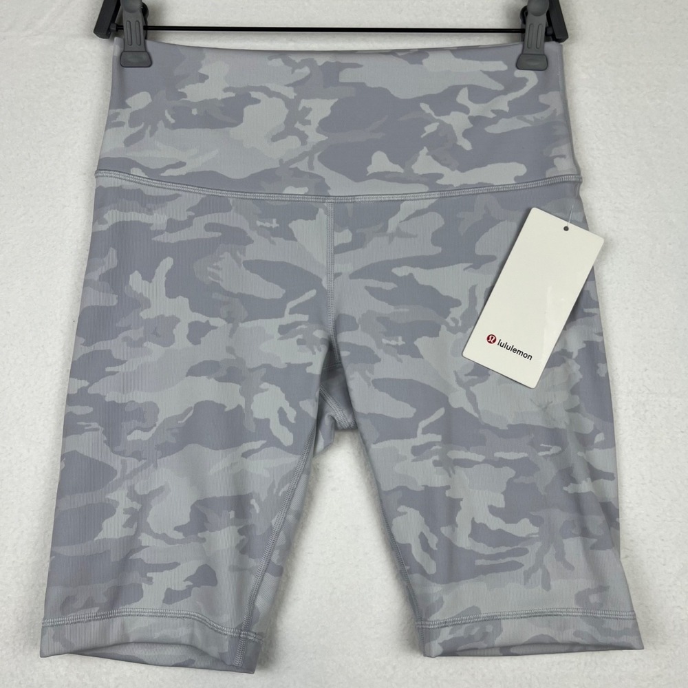 Lululemon Wunder Under Shorts Incognito Camo Jacquard SZ 10 Athleisure